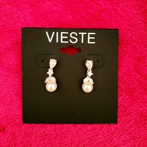 NWT Rhinestone Pearl Earrings